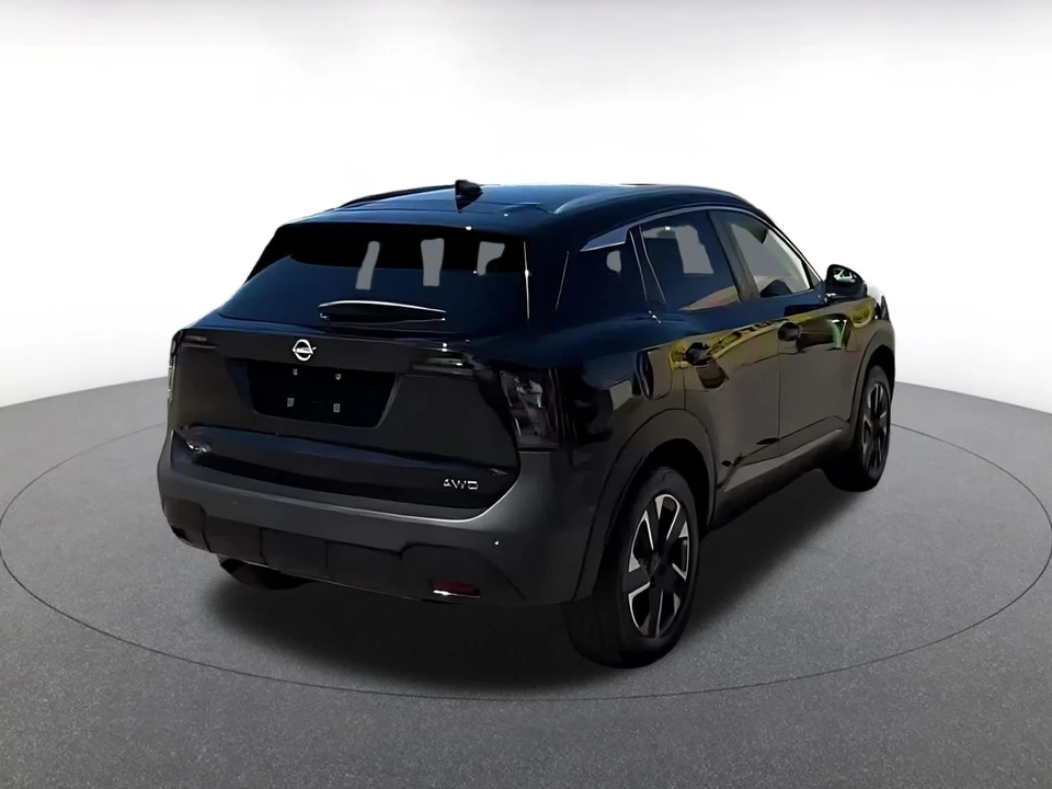 2026 Nissan Kicks - Image 14 of 31