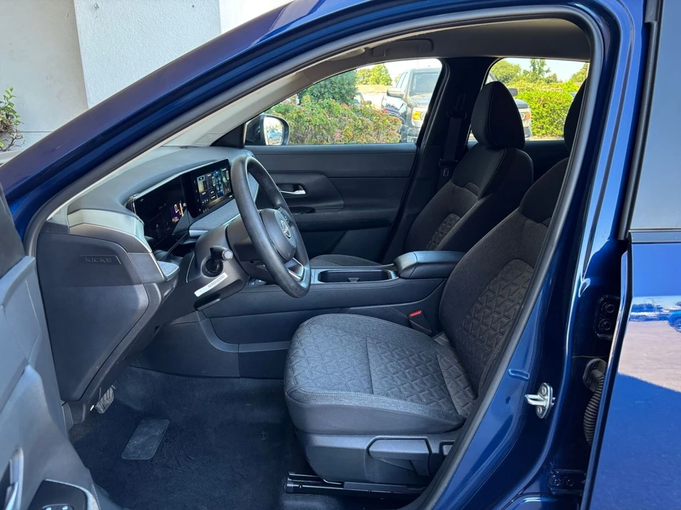 2026 Nissan Kicks - Image 27 of 31
