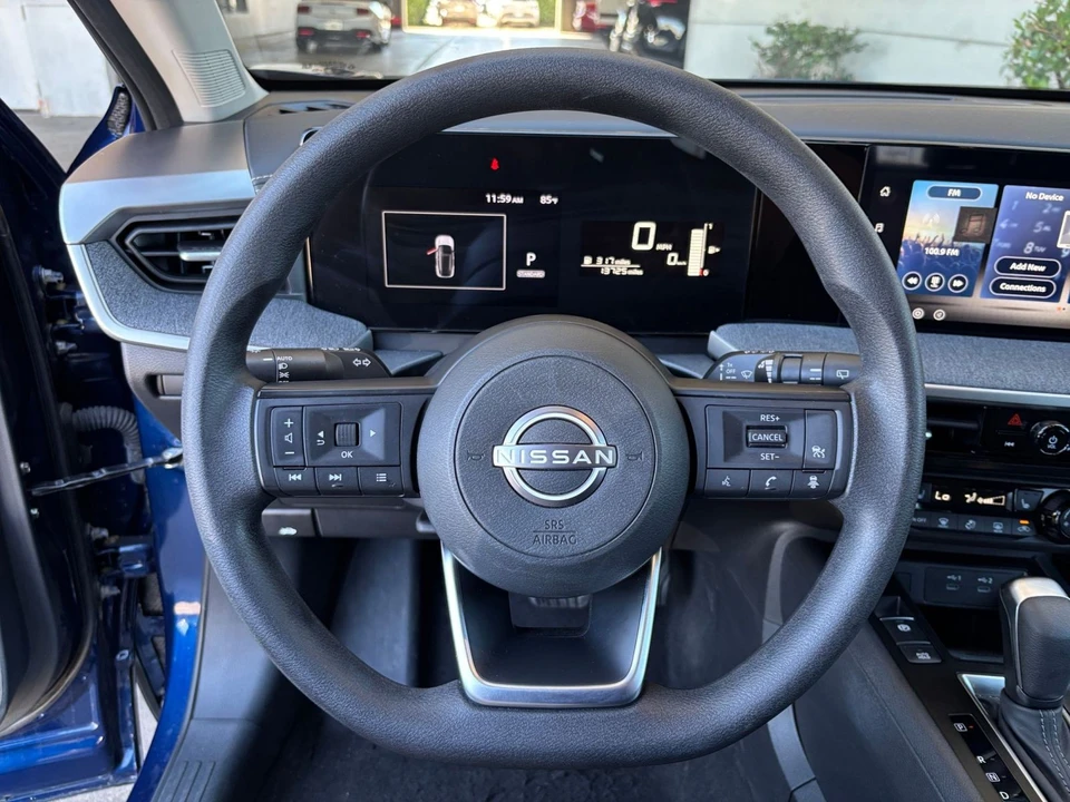 2026 Nissan Kicks - Image 28 of 31