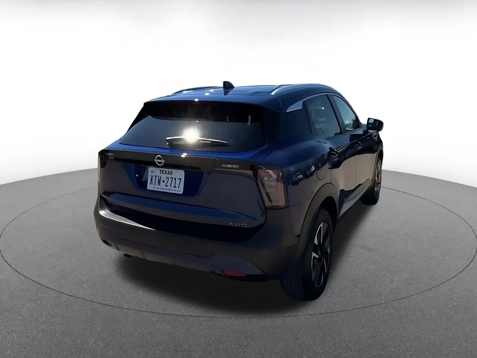 2026 Nissan Kicks - Image 16 of 31