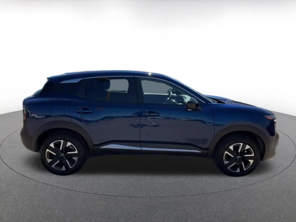2026 Nissan Kicks - Image 17 of 31