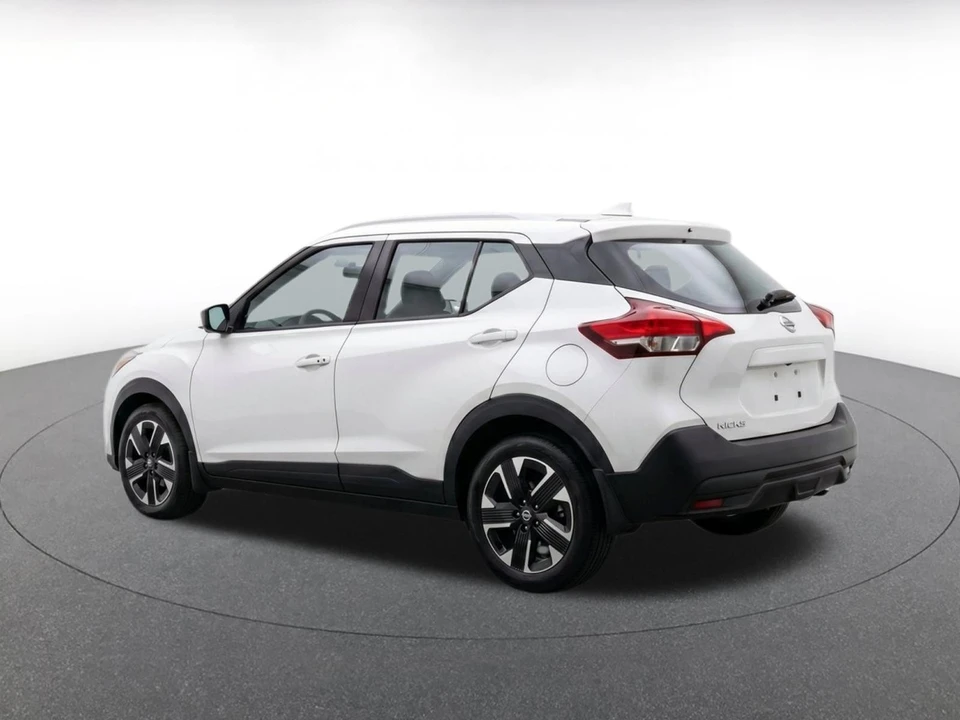 2026 Nissan Kicks - Image 8 of 24