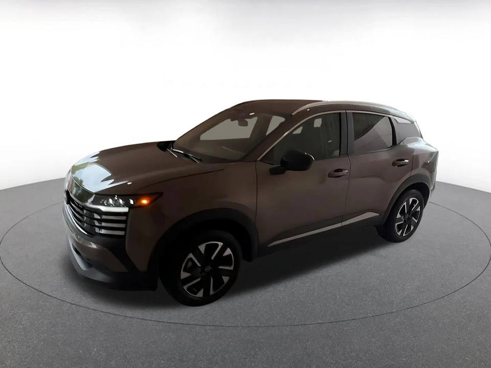 2026 Nissan Kicks - Image 8 of 31