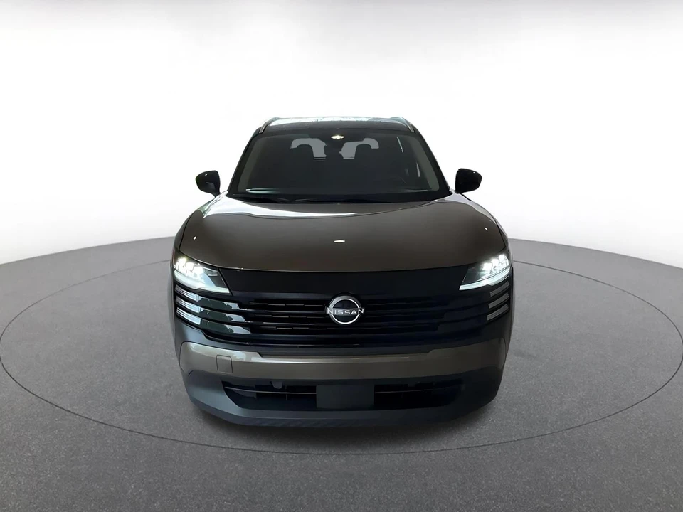 2026 Nissan Kicks - Image 4 of 31