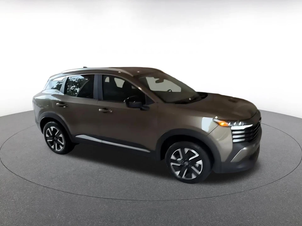 2026 Nissan Kicks - Image 2 of 31