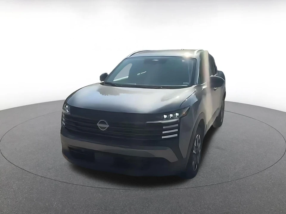 2026 Nissan Kicks - Image 8 of 31