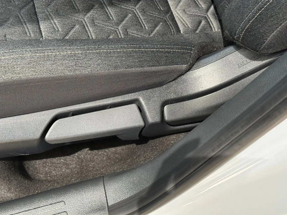 2026 Nissan Kicks - Image 23 of 31