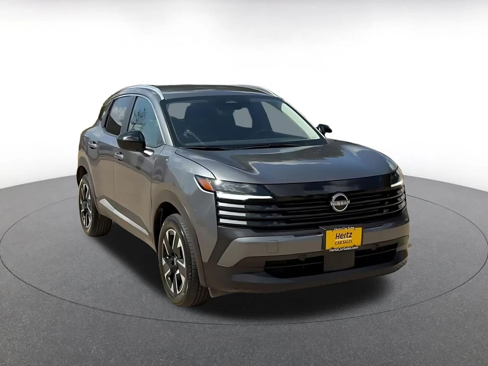 2026 Nissan Kicks - Image 3 of 31