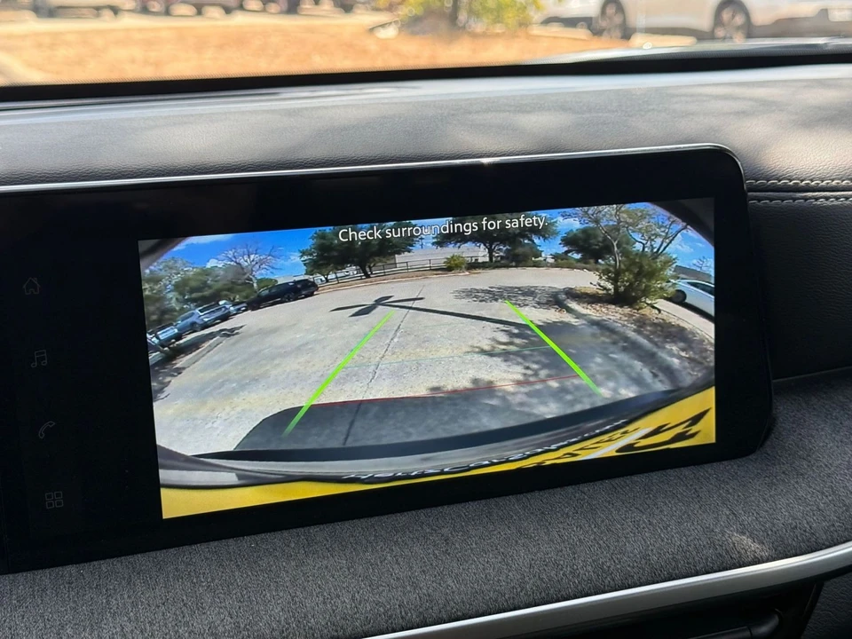 2026 Nissan Kicks - Image 26 of 31