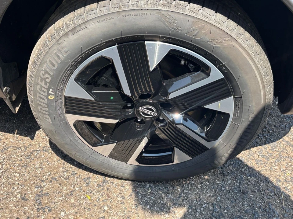 2026 Nissan Kicks - Image 30 of 31