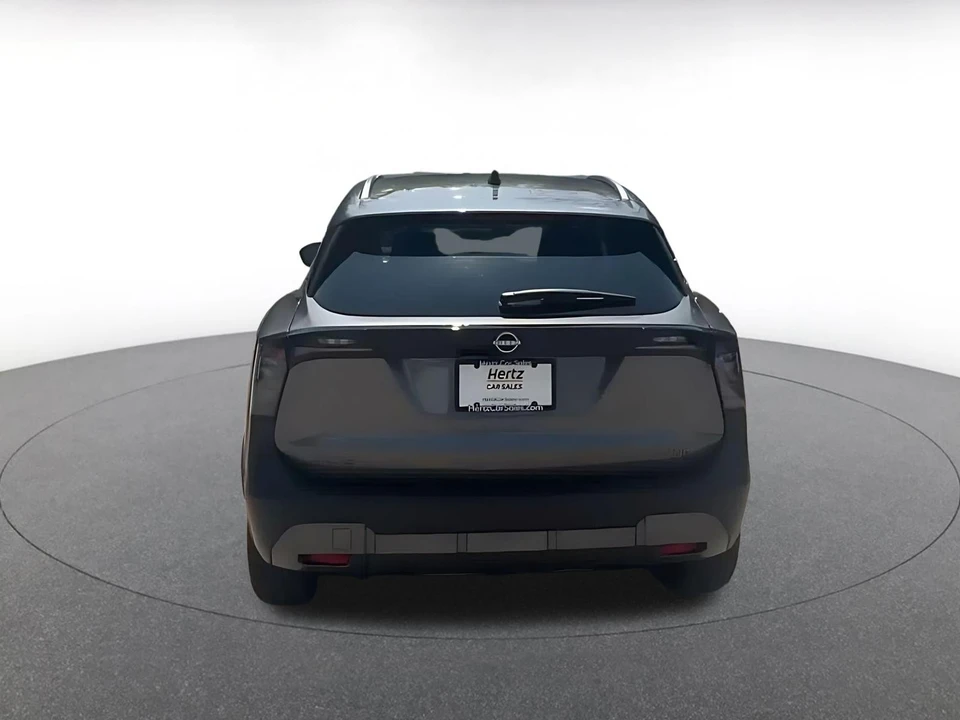 2026 Nissan Kicks - Image 14 of 31