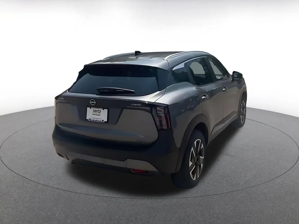 2026 Nissan Kicks - Image 15 of 31