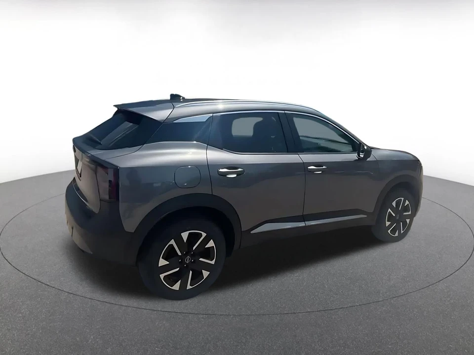 2026 Nissan Kicks - Image 16 of 31