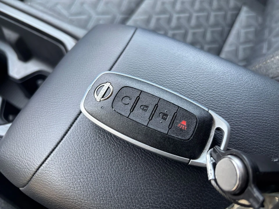 2026 Nissan Kicks - Image 24 of 31