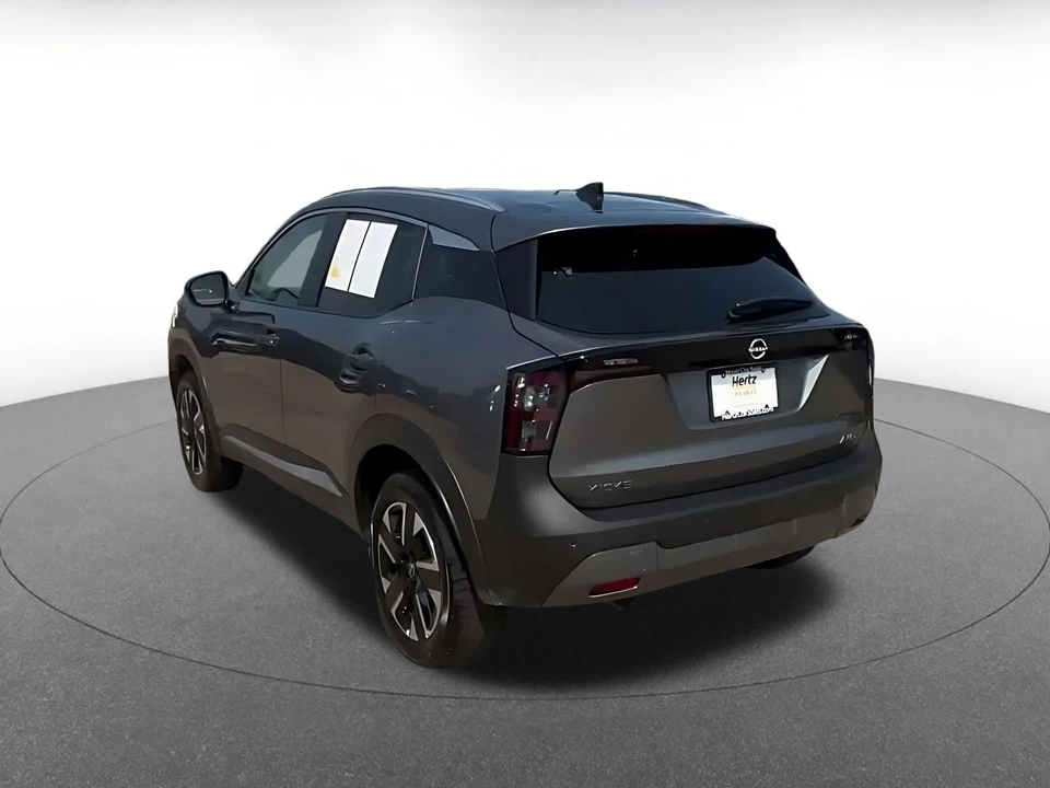 2026 Nissan Kicks - Image 4 of 31