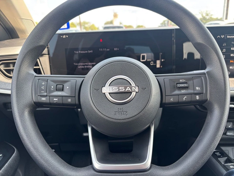 2026 Nissan Kicks - Image 28 of 31