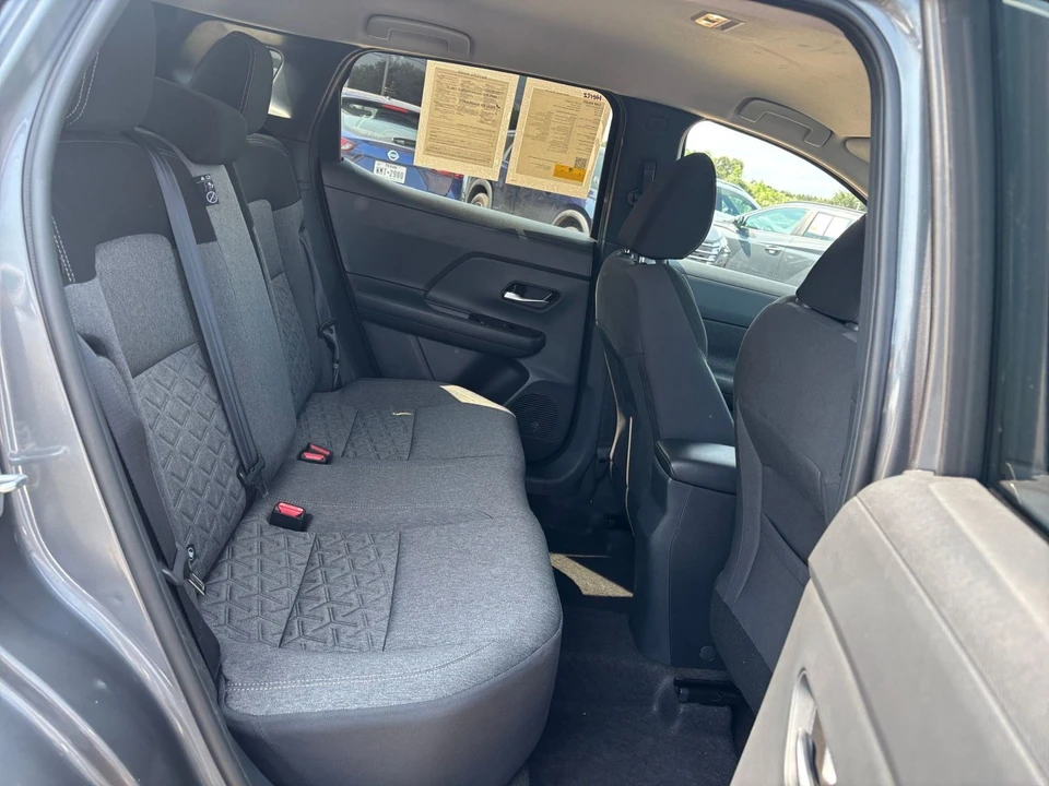 2026 Nissan Kicks - Image 26 of 31