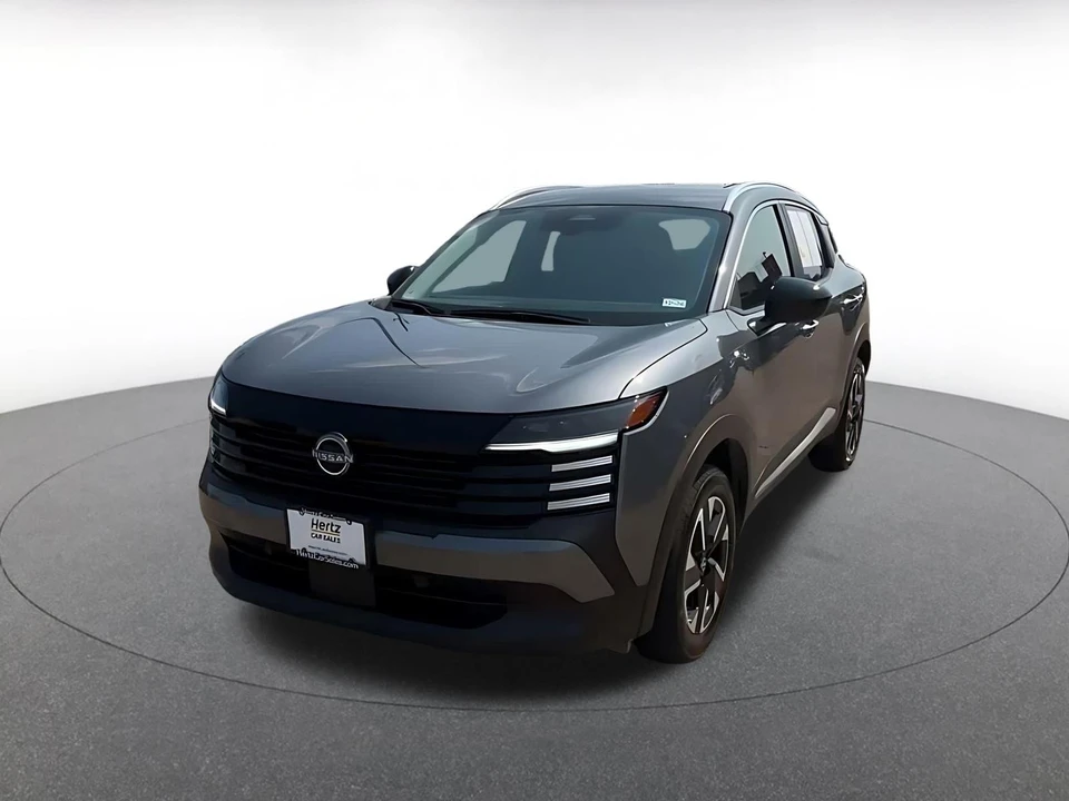2026 Nissan Kicks - Image 9 of 31