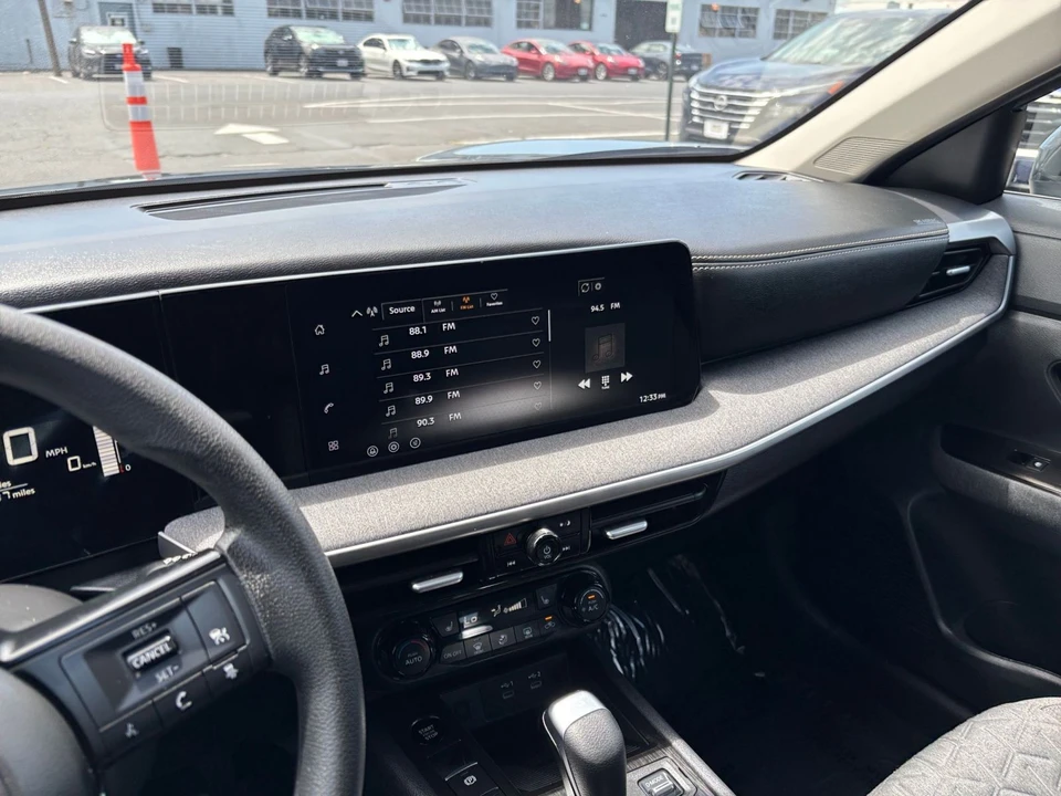 2026 Nissan Kicks - Image 18 of 31
