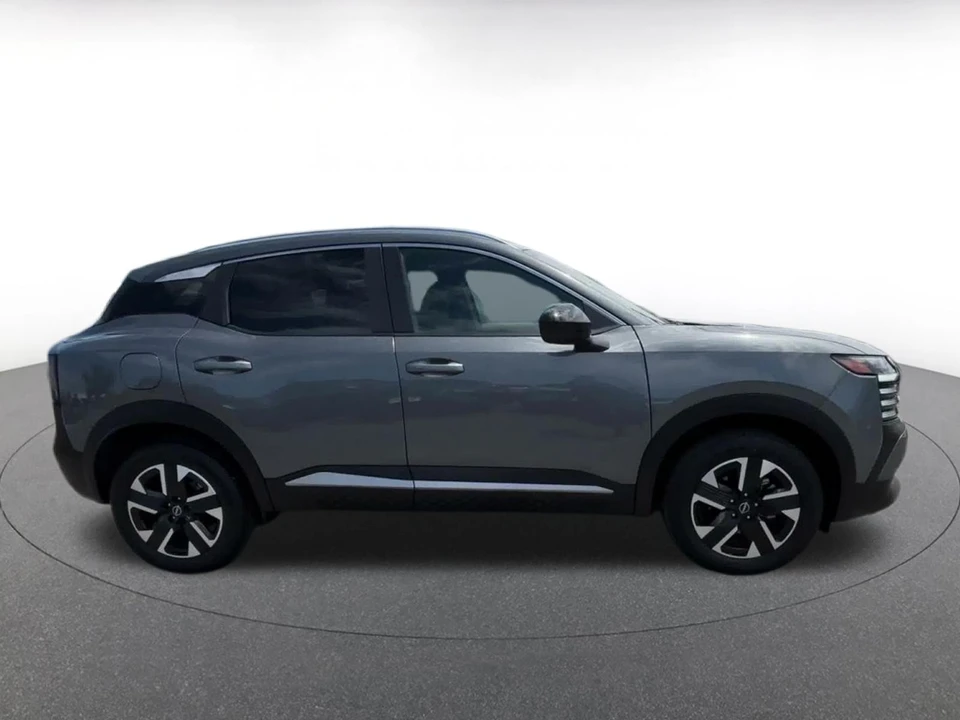 2026 Nissan Kicks - Image 17 of 31