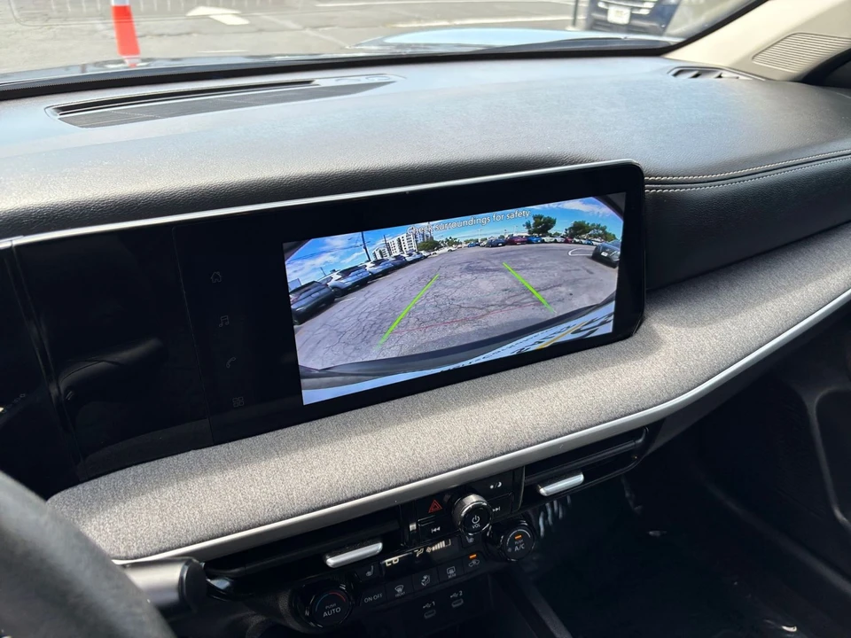 2026 Nissan Kicks - Image 27 of 31