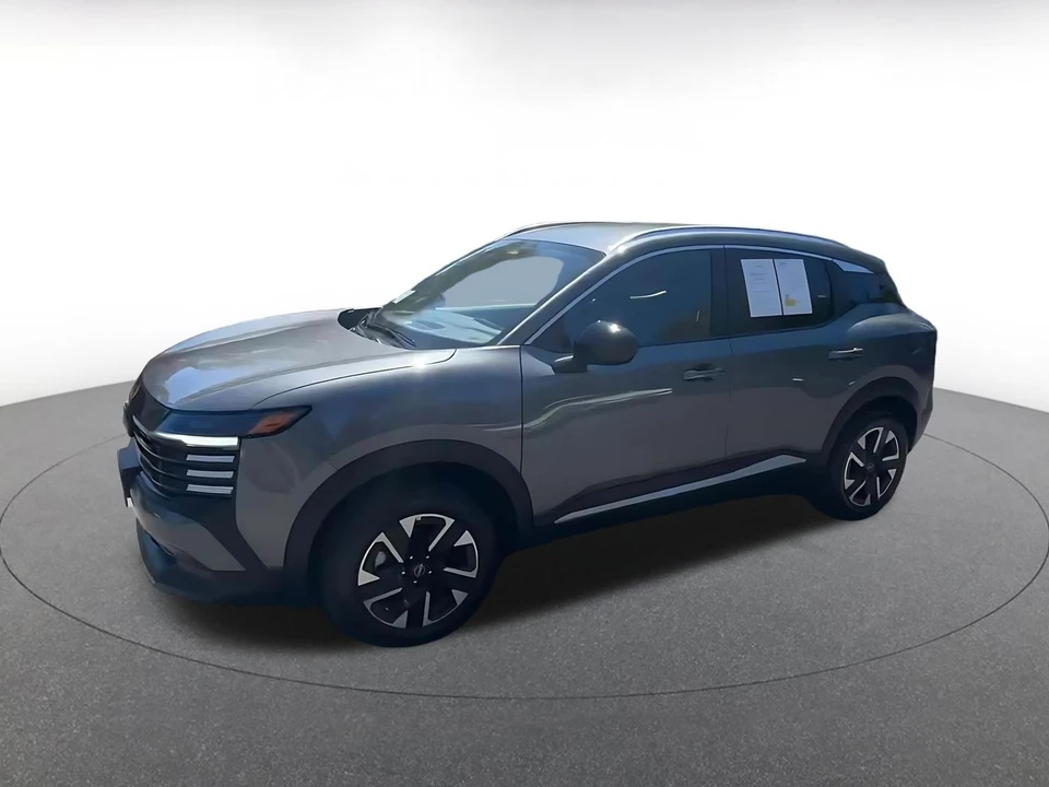 2026 Nissan Kicks - Image 8 of 31