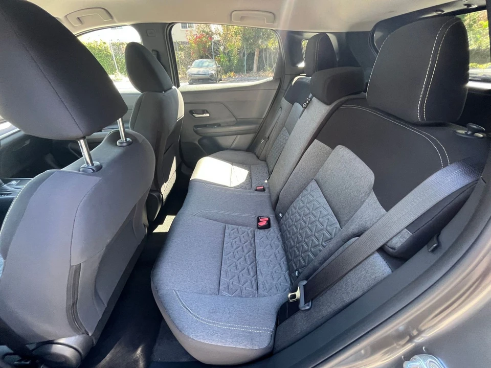 2026 Nissan Kicks - Image 26 of 31