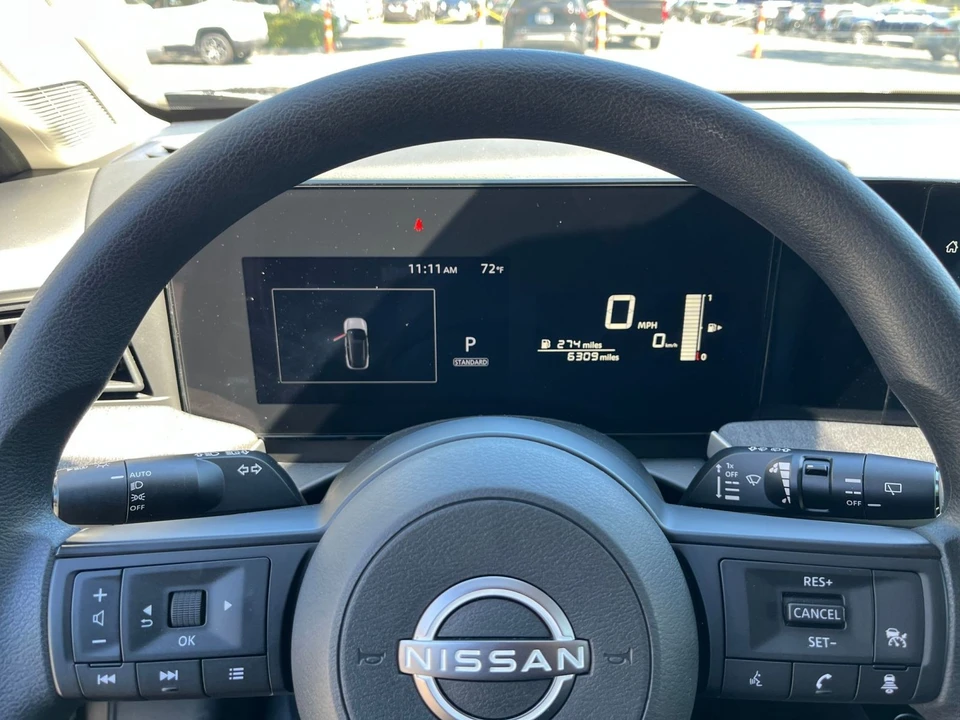 2026 Nissan Kicks - Image 28 of 31