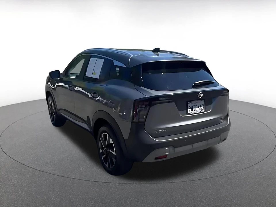2026 Nissan Kicks - Image 12 of 31