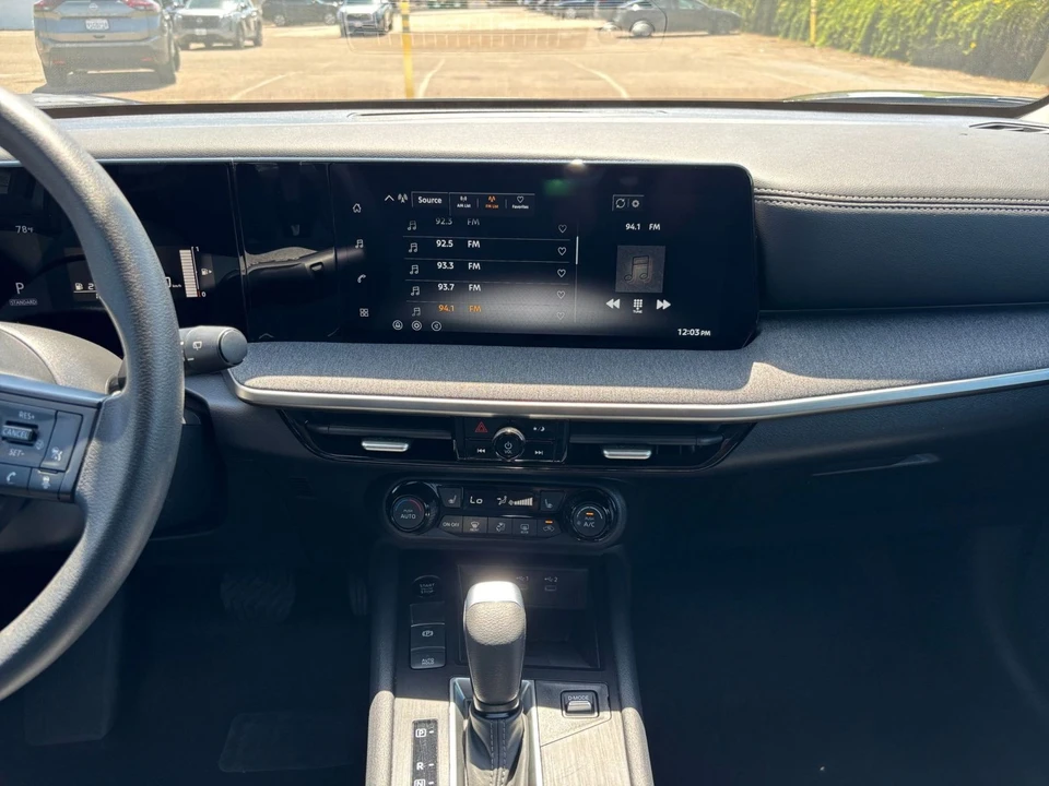 2026 Nissan Kicks - Image 19 of 31