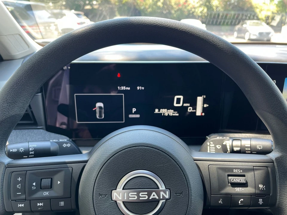 2026 Nissan Kicks - Image 28 of 31