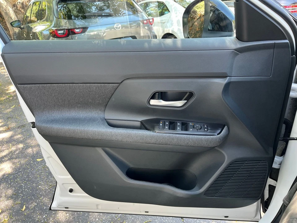 2026 Nissan Kicks - Image 20 of 31
