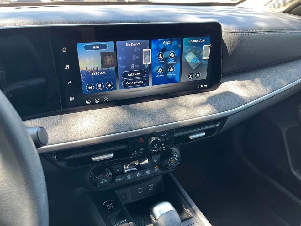 2026 Nissan Kicks - Image 18 of 31