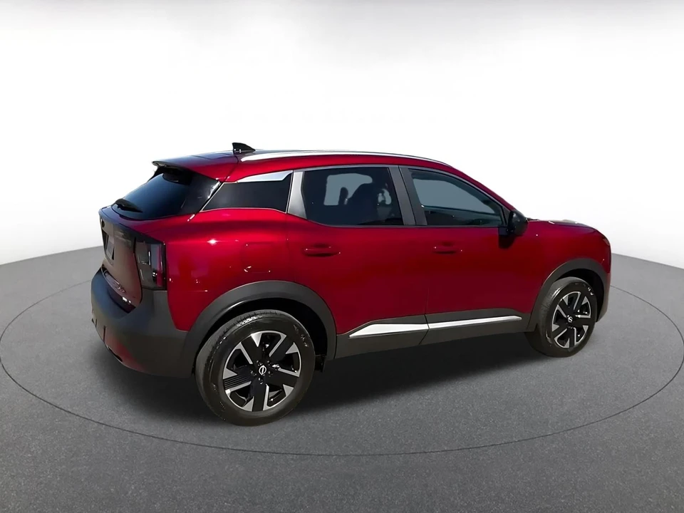 2026 Nissan Kicks - Image 15 of 31