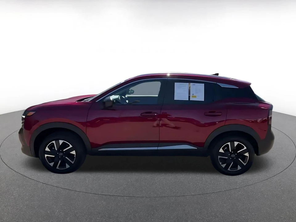 2026 Nissan Kicks - Image 9 of 31