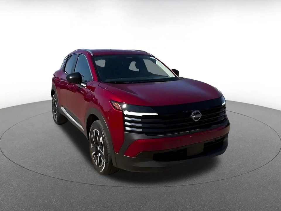 2026 Nissan Kicks - Image 3 of 31