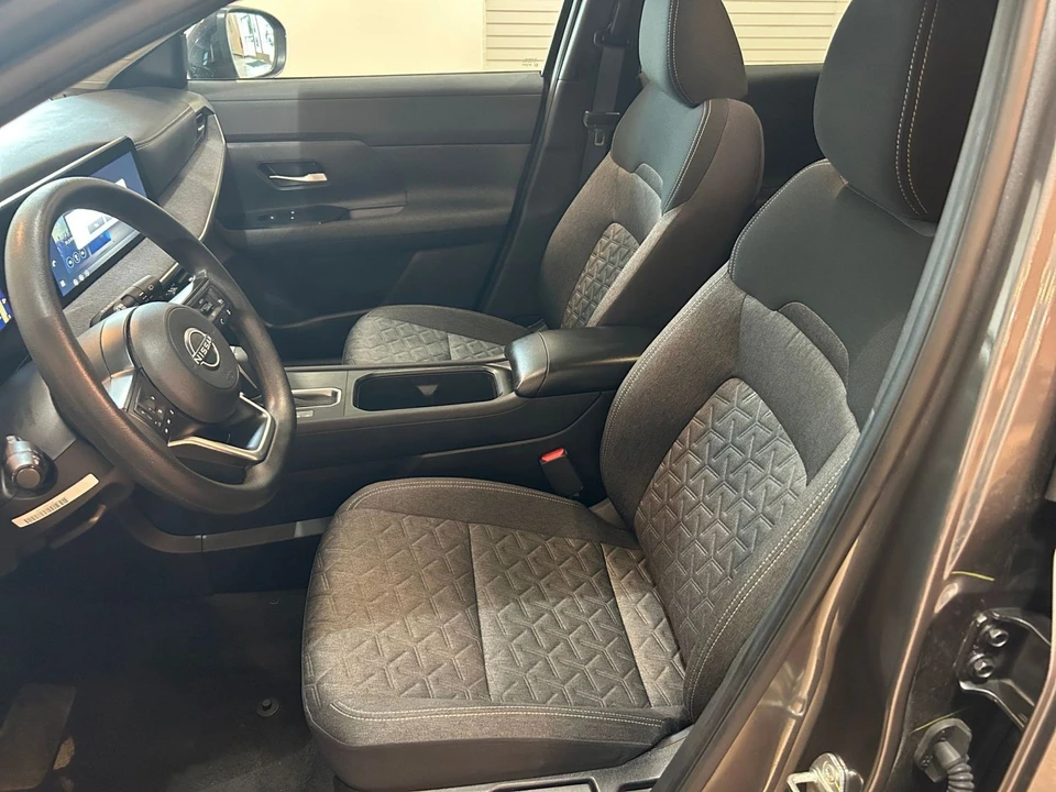 2026 Nissan Kicks - Image 27 of 31