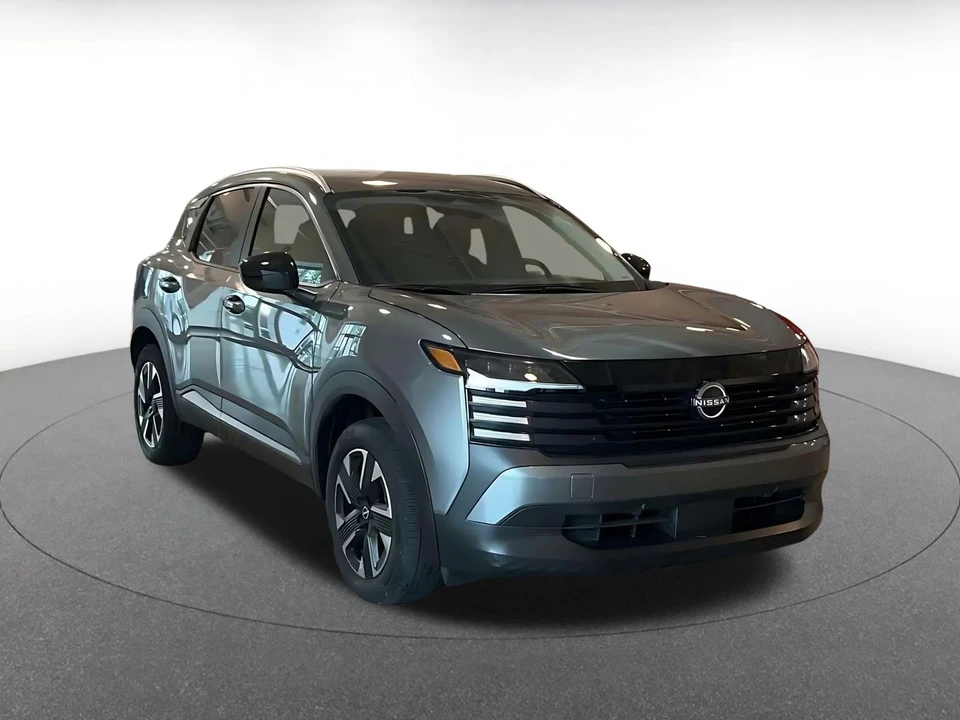 2026 Nissan Kicks - Image 3 of 31