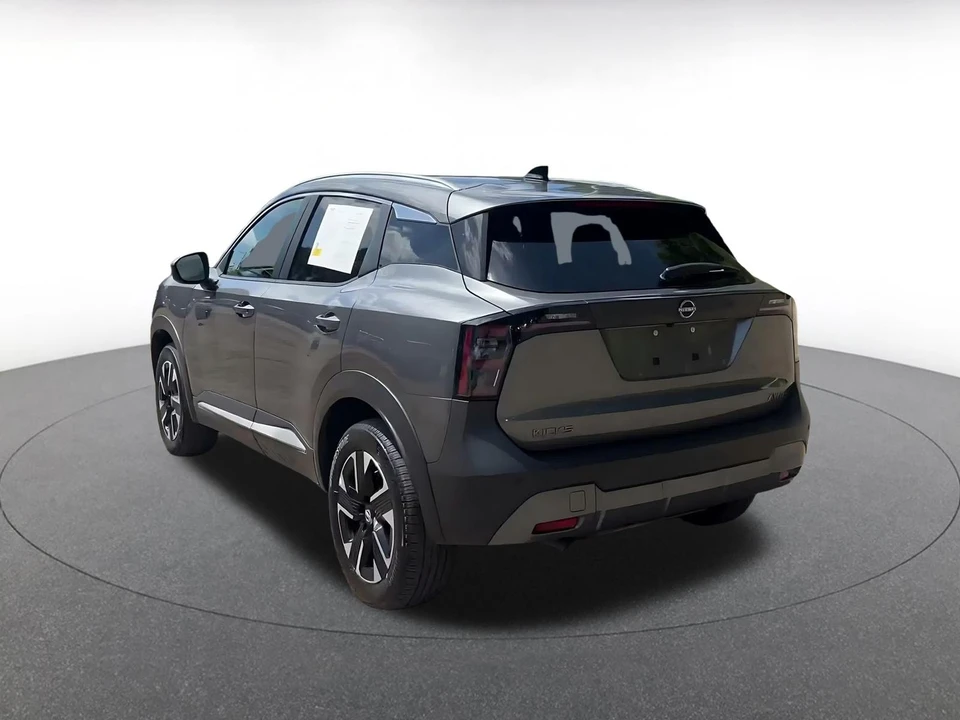 2026 Nissan Kicks - Image 12 of 31
