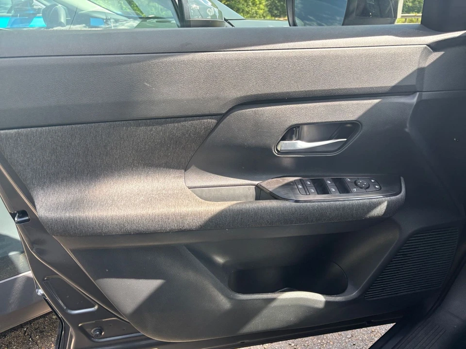2026 Nissan Kicks - Image 20 of 31