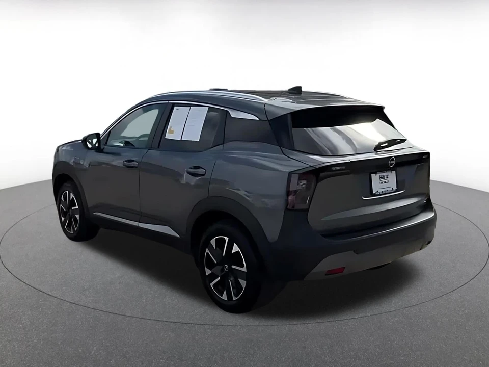 2026 Nissan Kicks - Image 4 of 31