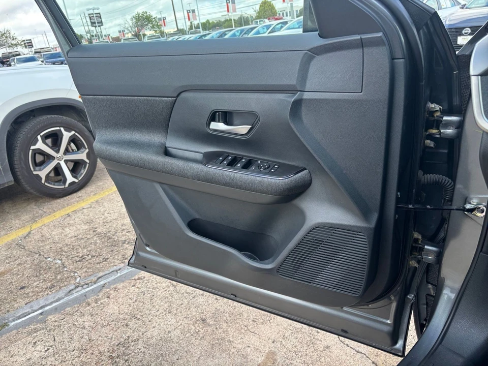 2026 Nissan Kicks - Image 20 of 31