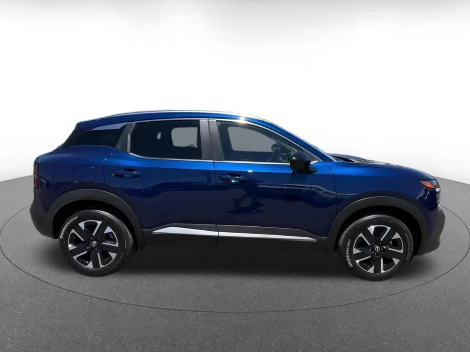 2026 Nissan Kicks - Image 17 of 31