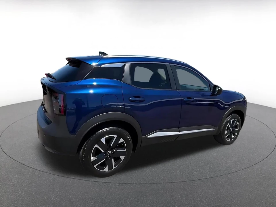 2026 Nissan Kicks - Image 15 of 31