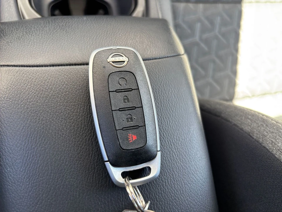 2026 Nissan Kicks - Image 26 of 31
