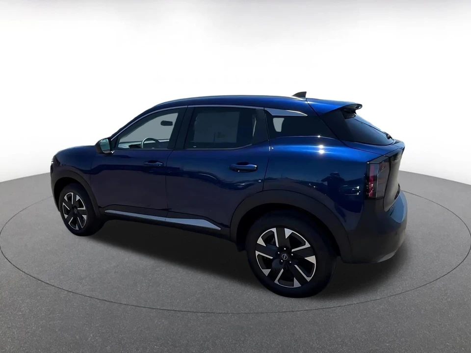 2026 Nissan Kicks - Image 11 of 31
