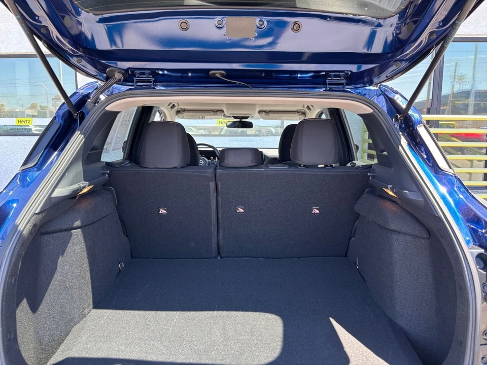 2026 Nissan Kicks - Image 23 of 31