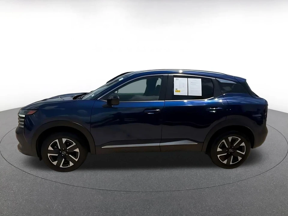 2026 Nissan Kicks - Image 8 of 31