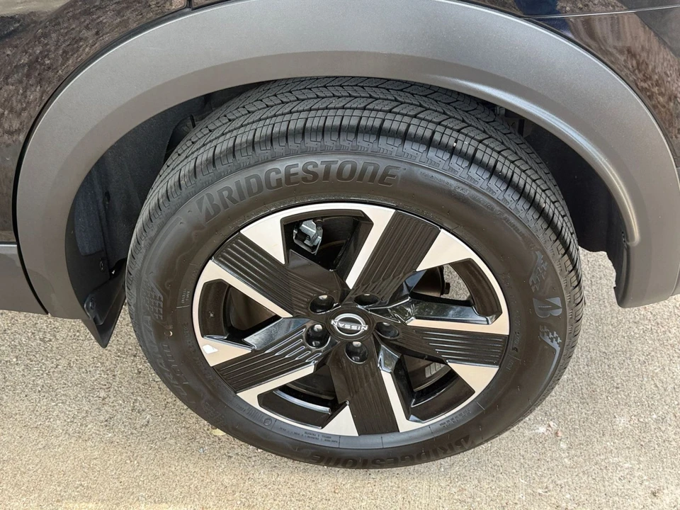 2026 Nissan Kicks - Image 31 of 31