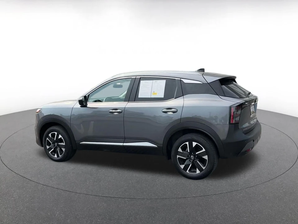 2026 Nissan Kicks - Image 12 of 31